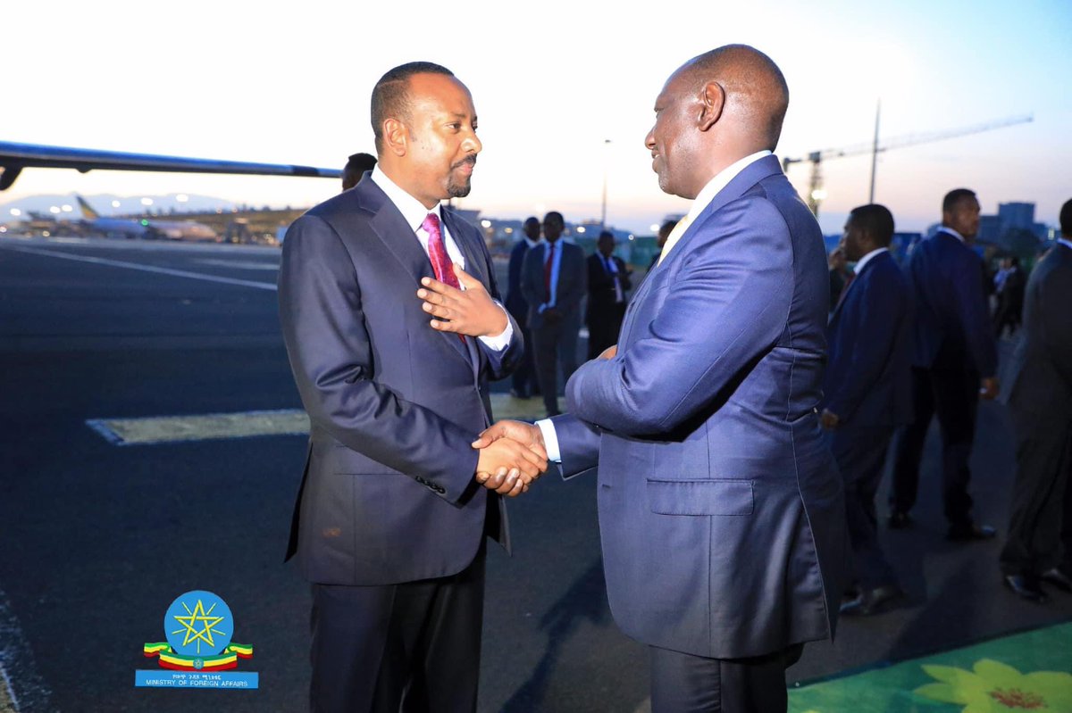 Alarusi1's tweet photo. 1/3
የዛሬዋ አፍሪካ የትናንቷ አፍሪካ አይደለችም። 

የአፍሪካ መሪዎች የዛሬውን እና የነገውን ትውልድ የሚያደናቅፉትን መሰናክሎች ለማለፍ ቆርጠው ተነስተዋል  …

#ኢትዮጵያ_የአፍሪካ_የውበት_ዋና_ከተማ።

#Ethiopia🇪🇹
#ኢትዮጵያ
#Kenya🇰🇪 https://t.co/2OPjN6rIMt
