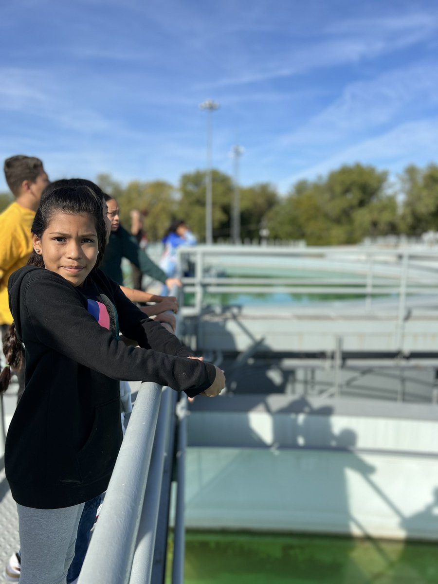 ms_enright's tweet image. We had a great time on our first field trip this week to the Water Treatment Plant. Then, we got to end our week with Officer Gillihan visiting! #ISDstrong #ISD5thgrade #3tepride