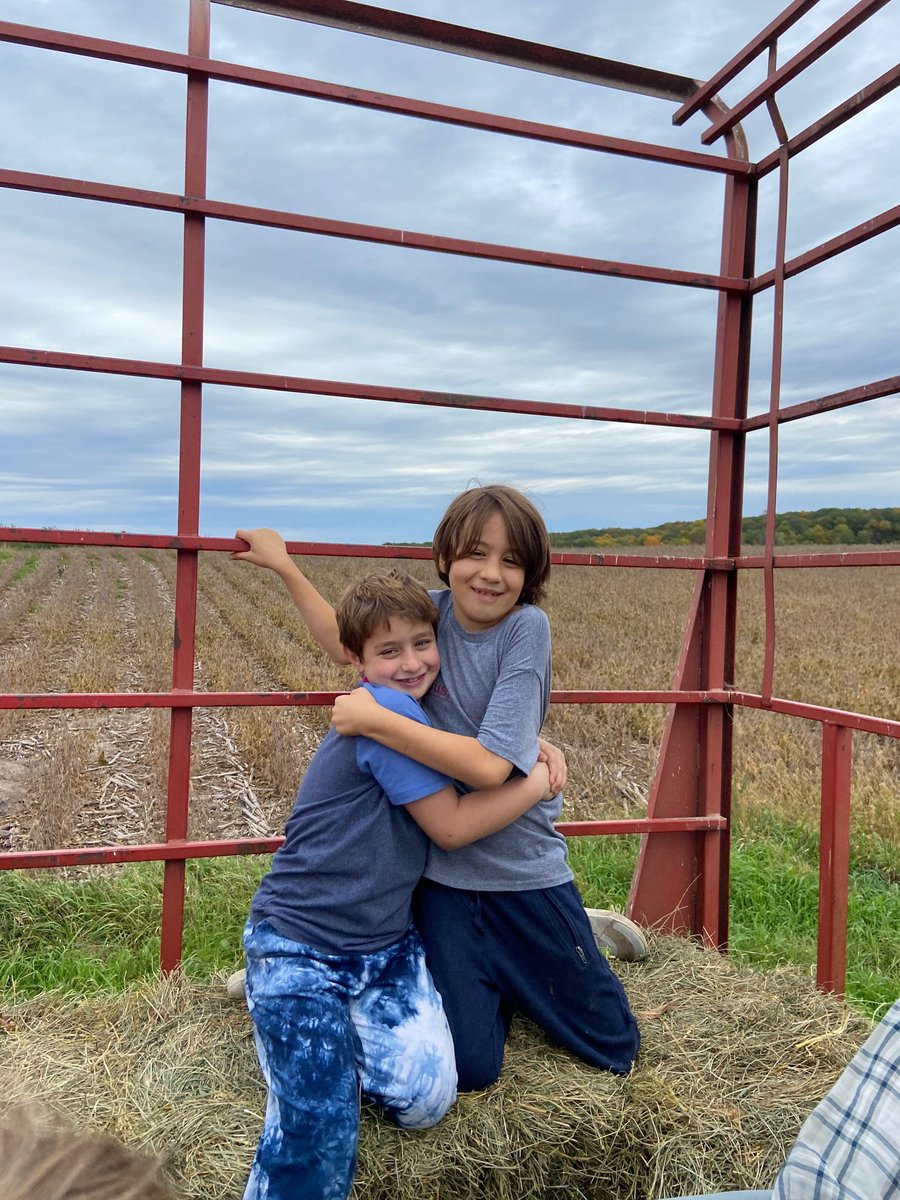 LakeCountryMN's tweet photo. FARM FRIDAY: We want to express our heartfelt gratitude for all the volunteers and student helpers who supported the joy of last weekend's Harvest Festival at the Land School! We appreciate everyone who made the trip out to the rural campus to enjoy fun outdoor activities. https://t.co/kEqnsSoOku