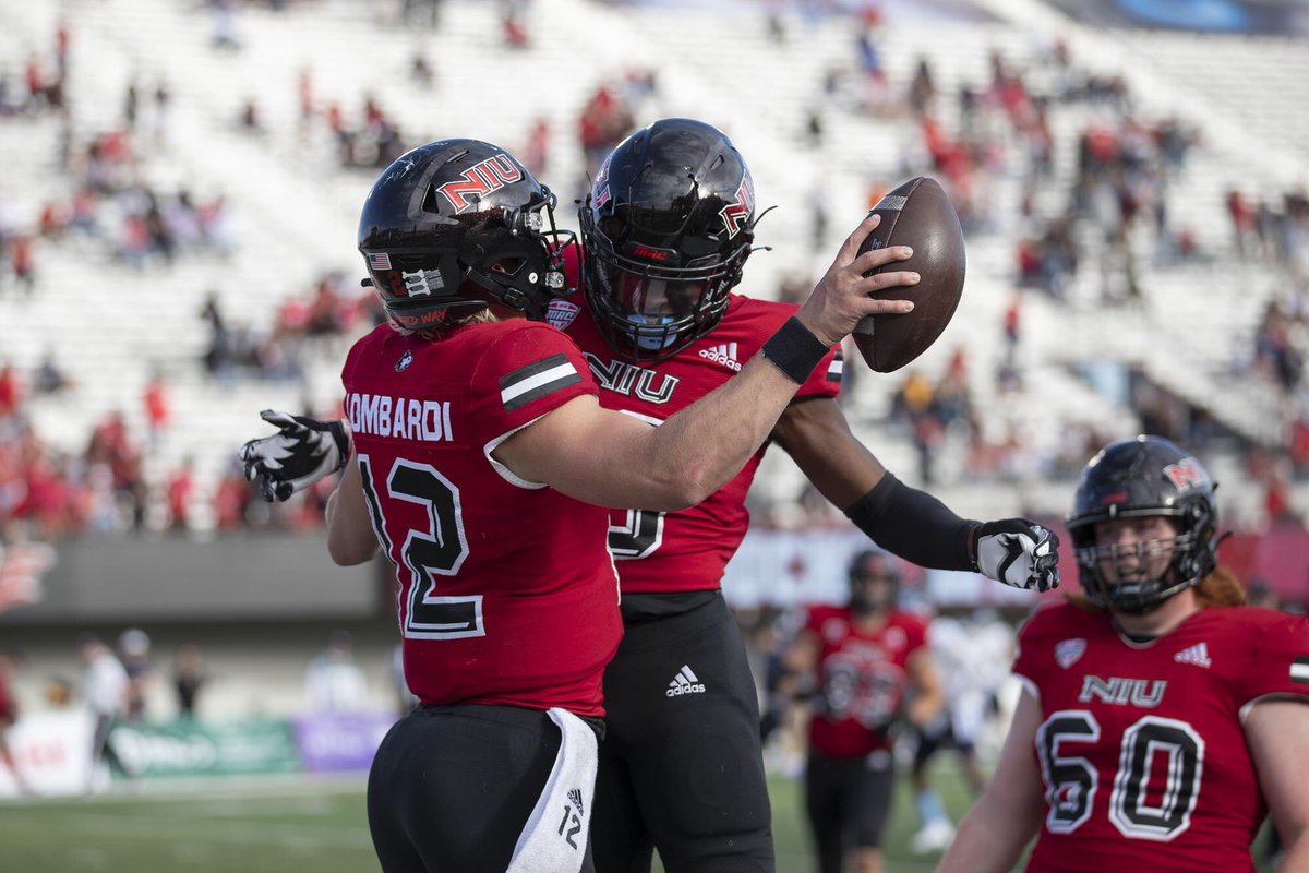 James6SmithJr's tweet photo. Blessed To Receive Another Division One Offer From @NIU_Football @HLR_FOOTBALL @CoachShen @Coachziemba46 @jasonmaholy @AllenTrieu @CoachBigPete https://t.co/0lgv2ymiRg