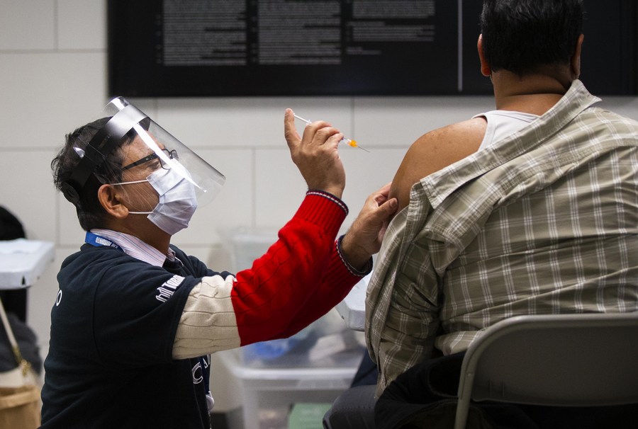 синьхуа 23 человека