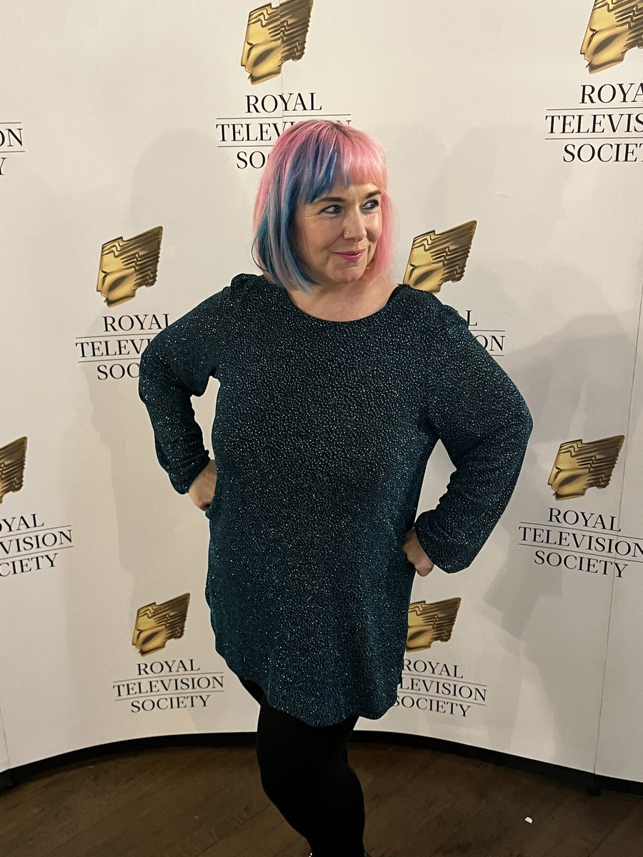 TVRadioPeg's tweet photo. Ey up! It’s the @RTSYorkshire1 awards!
Good luck to everyone nominated all you gorgeous fabulous #tv people
As always I’m in #charityshop chic
£3
Glitziest TV night of the year but #2ndhandclothes are still the style https://t.co/Rrqxvv4O07