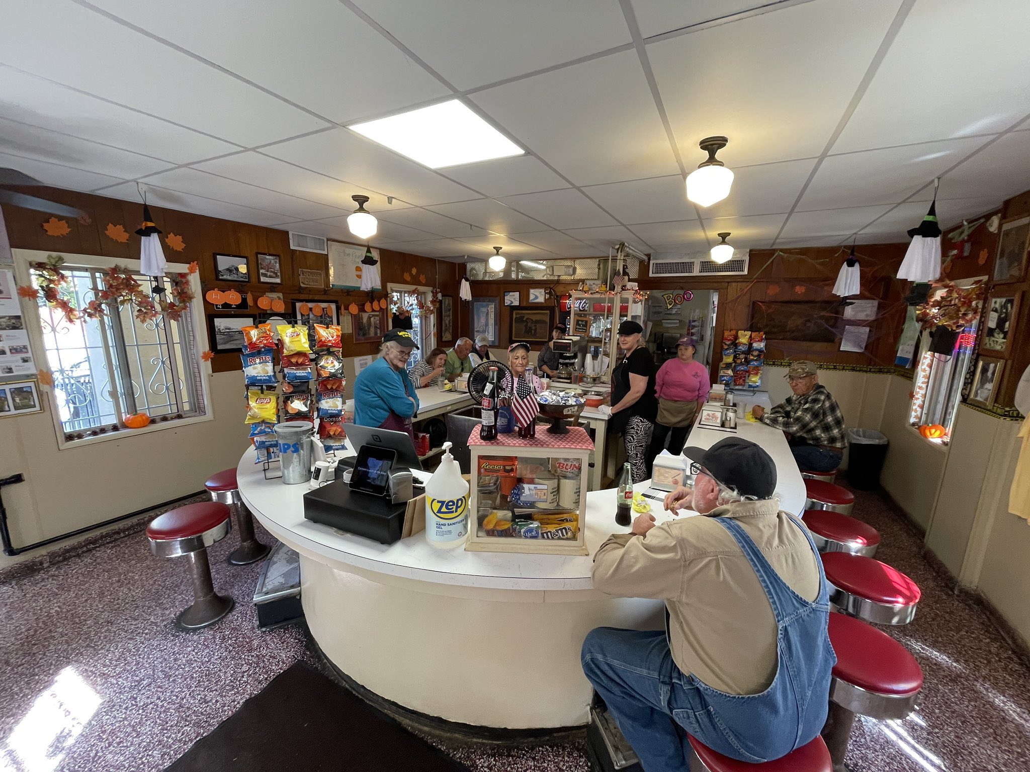 Roger Riley on Twitter "Lunch at the Canteen in the Alley in Ottumwa