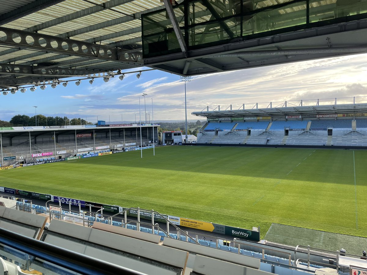ExeterHandUnit's tweet image. A great day @SandyParkExeter planning the future of #handsurgery in Exeter. All finished off with a drink at the rooftop bar!