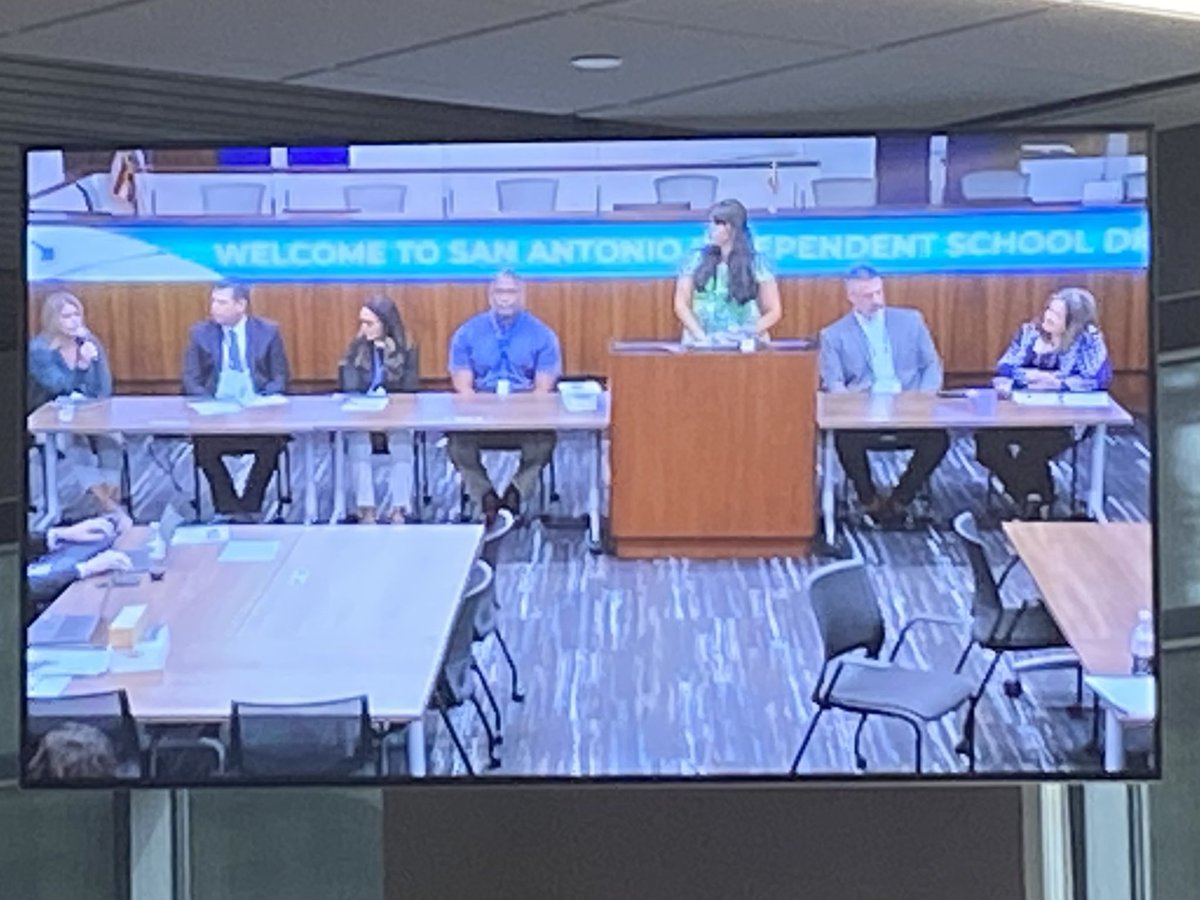 TXEdTechLeaders's tweet image. “Calling all Stakeholders—Keynote Panel Discussion on District Security” at the 2022TETL Fall Summit w/ Dr. Celina Bley, @karimurphy, @evarmendoza, Sean Babcock, Darnell White, Todd Pauley, and Jacque Fewin. #TETL2022
#MissionPossible
#MakingITHappen
#WhateverITTakes