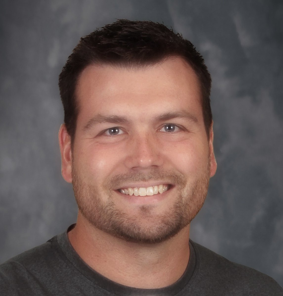 WawaseeAthletic's tweet photo. 📰Wawasee Athletics NEWS📰

Please Welcome Mr. Chase Pinion as the new Boys Track &amp; Field Head Coach at Wawasee High School.

#WeAreWawasee https://t.co/kCMvGy6Mn5