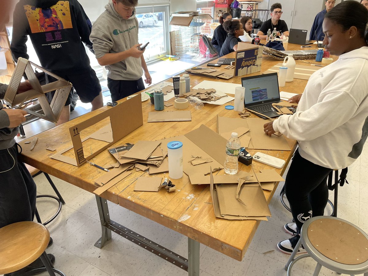 Lizabeth tweet media