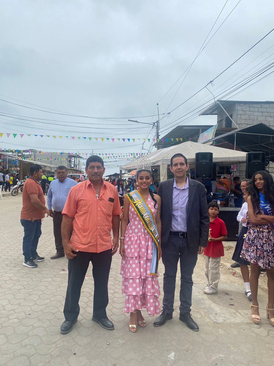 TermogasMachala's tweet photo. Hoy @FidelChuchuca, gerente de @TermogasMachala participó de la sesión solemne de las festividades de la comuna Bajo Alto, zona de influencia en la que se encuentra situada la termoeléctrica que genera energía con gas natural. 

#EnergíaConPropósito https://t.co/nbRw0q2hwt