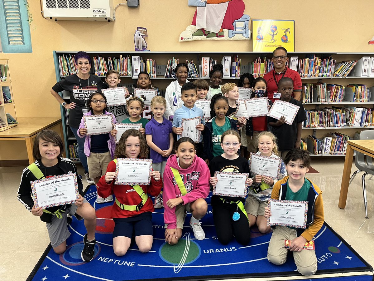HCPSSHES's tweet photo. Say Hello to our LEADERS of the month!!! #seminoleleader #septemberleaders https://t.co/eZWW9A1lKS