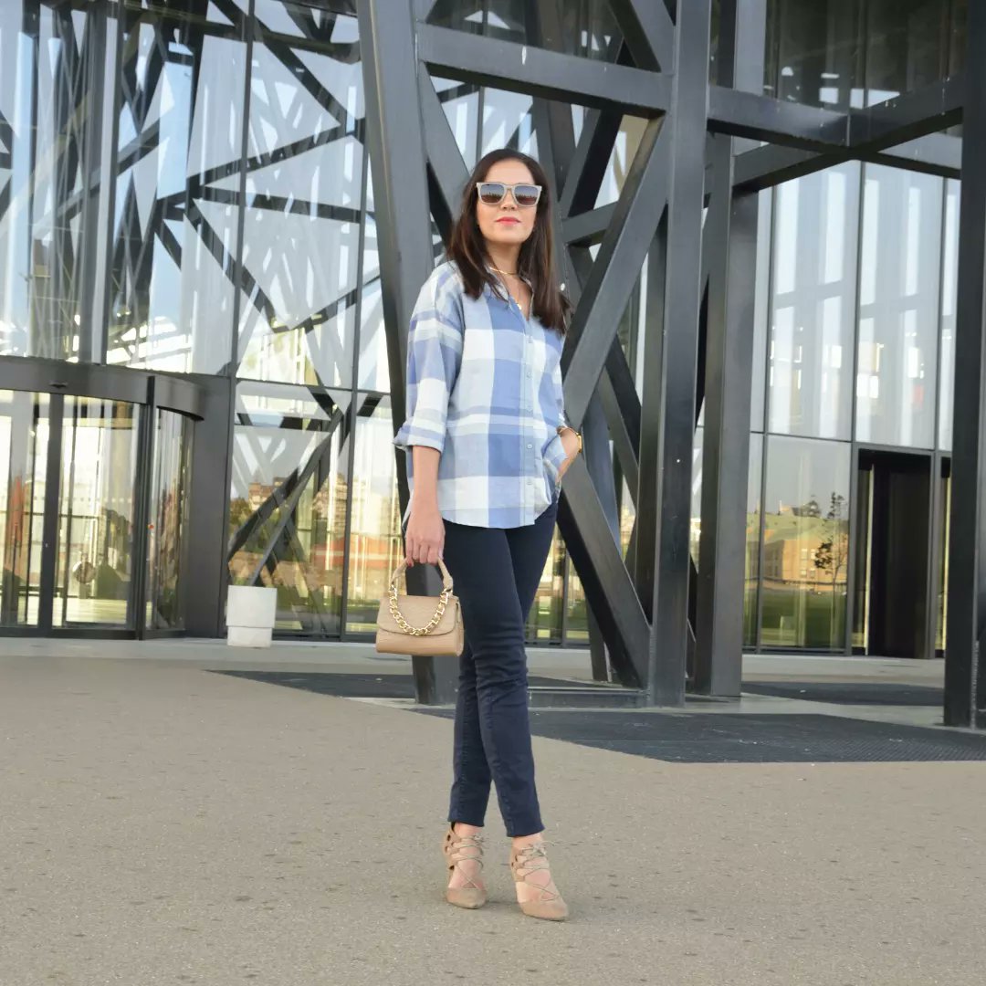 TrendsGallery's tweet photo. Una camisa que no me voy a quitar 🙃
#look #ootd #workinggirl #workinglook #officelook #autumn #autumnlook #getinspired #styletips #streetstyle #styledbyme #daylistreetlooks #primark #primarkespaña #leonesp @Primark https://t.co/wyyCb6hJxZ