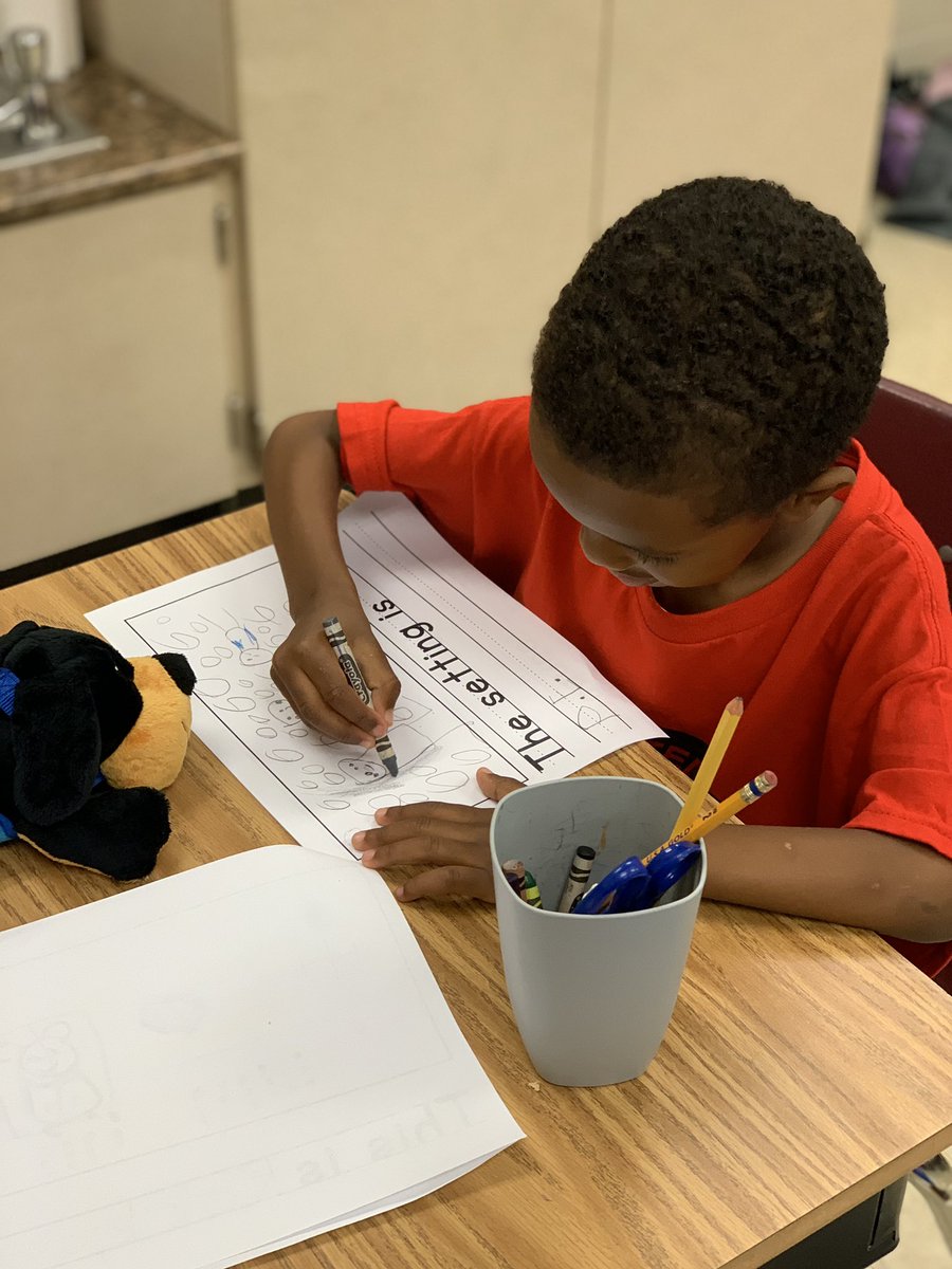 JMoes_Class's tweet image. So amazed by these little authors! Students continued writing their story while getting to explain the details to Rocky! 🥰🐶@ClarkCreekSTEM @K_SmithCCSD