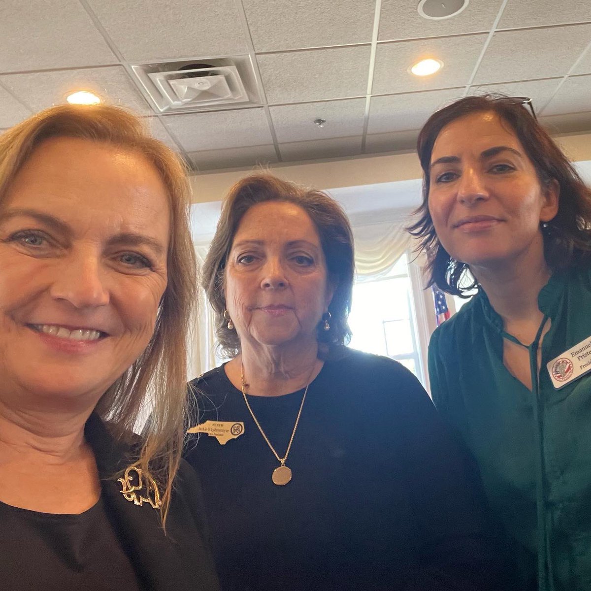 juleeforjudge's tweet image. It’s been a terrific week on the campaign trail. ➡️ Thank you North Carolinians. #juleeforjudge #ncgop