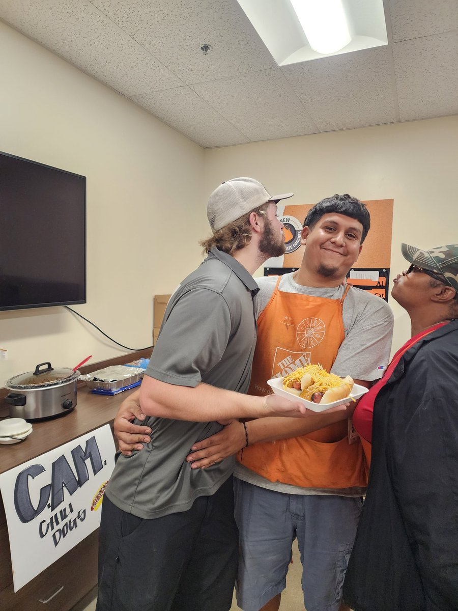 Bethany Grams (@bgatthehd) on Twitter photo Our CAM & Friends love chili dog day! Last photo is our OFA and PASA showing our PRO Loader all the love! #CAM2022 <a href="/ega1089/">Eddie Anderson</a> <a href="/markdearing62/">Mark</a> <a href="/depot6830/">Home Depot 6830</a> <a href="/alliespurlock/">Spurlock ❤️❤️</a> <a href="/nrk0680/">Nikki Bell</a> <a href="/AccAreta/">Areta Cobus</a> Our CAM & Friends love chili dog day! Last photo is our OFA and PASA showing our PRO Loader all the love! #CAM2022 <a href="/ega1089/">Eddie Anderson</a> <a href="/markdearing62/">Mark</a> <a href="/depot6830/">Home Depot 6830</a> <a href="/alliespurlock/">Spurlock ❤️❤️</a> <a href="/nrk0680/">Nikki Bell</a> <a href="/AccAreta/">Areta Cobus</a>