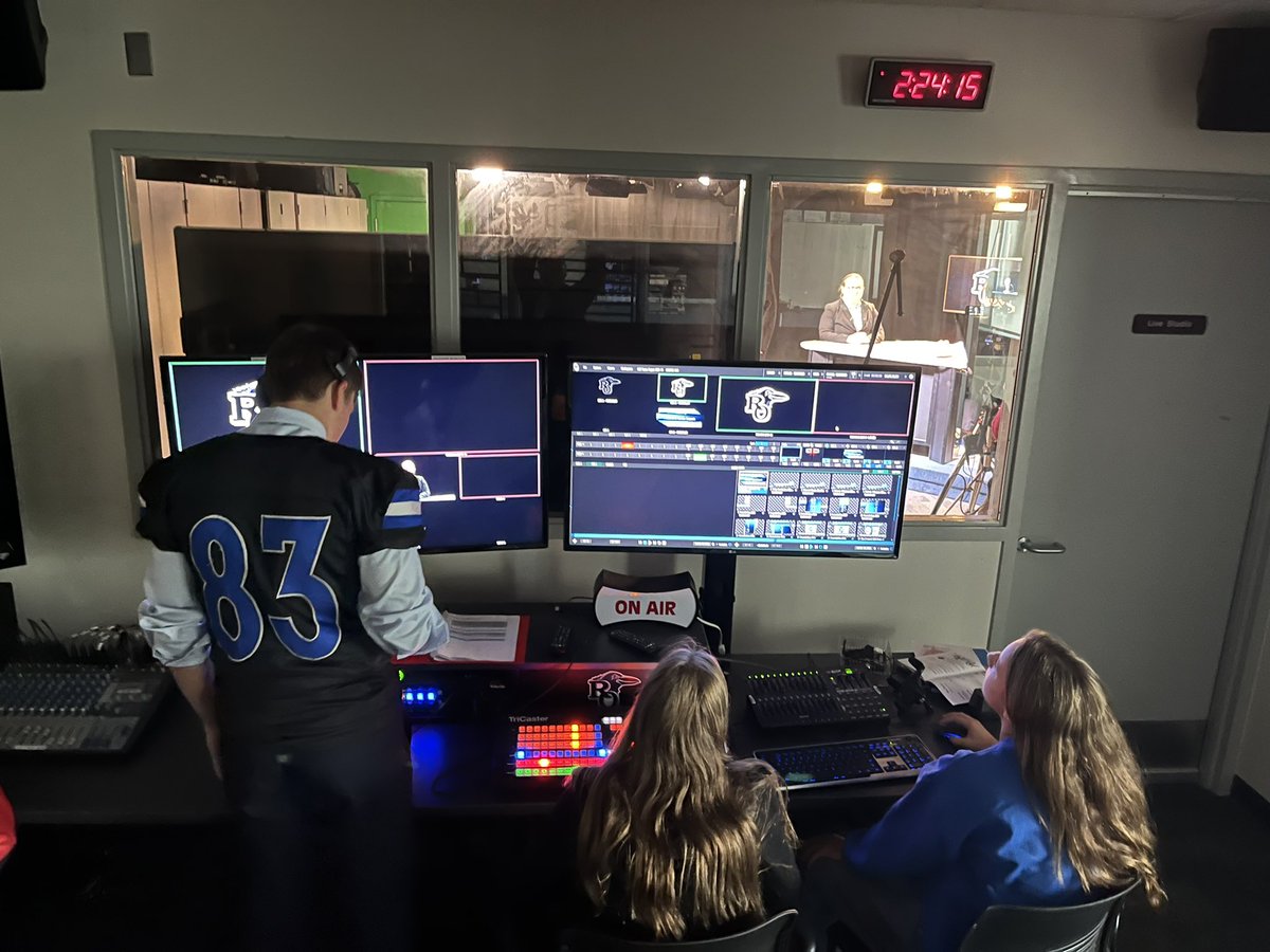 LiveRavenReport's tweet image. It’s a great day to be a Raven Report Raven! #liveravenreport