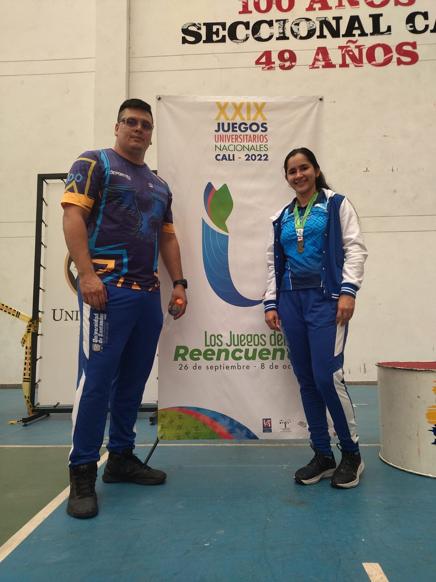 udes_oficial's tweet photo. #OrgulloUDES | 🥇 Felicitaciones Laura Pacheco Ballesteros #EstudianteUDES por conquistar la medalla de oro en Judo Femenino en la categoría SHIAI - (Menos) 63 KG en los Juegos ASCUN 2022. ¡Gracias por representar los valores #UDES💙! https://t.co/oG093oLvlp
