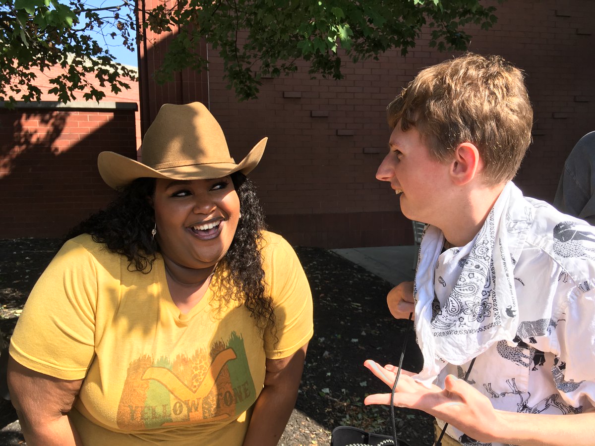 Leya White tweet media