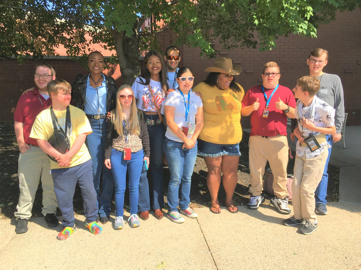 Leya White tweet media