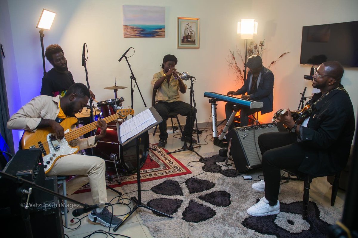 AmasahBlankson1's tweet photo. Our New Song Is Coming!

#jazzband #jazz #music #jazzmusic #band #trumpet #marchingband #saxophone #trombone #musician #jazzmusician #Accra #jazzsinger #tuba #Ghana #Africa #marchingbandmemes  #percussion #sax #jazzy #jazzguitar #jazzband #OhBen

#JazzAccra #jazzaccramusic https://t.co/VpR2GpaHS2