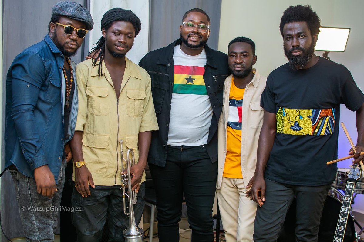 AmasahBlankson1's tweet photo. Our New Song Is Coming!

#jazzband #jazz #music #jazzmusic #band #trumpet #marchingband #saxophone #trombone #musician #jazzmusician #Accra #jazzsinger #tuba #Ghana #Africa #marchingbandmemes  #percussion #sax #jazzy #jazzguitar #jazzband #OhBen

#JazzAccra #jazzaccramusic https://t.co/VpR2GpaHS2