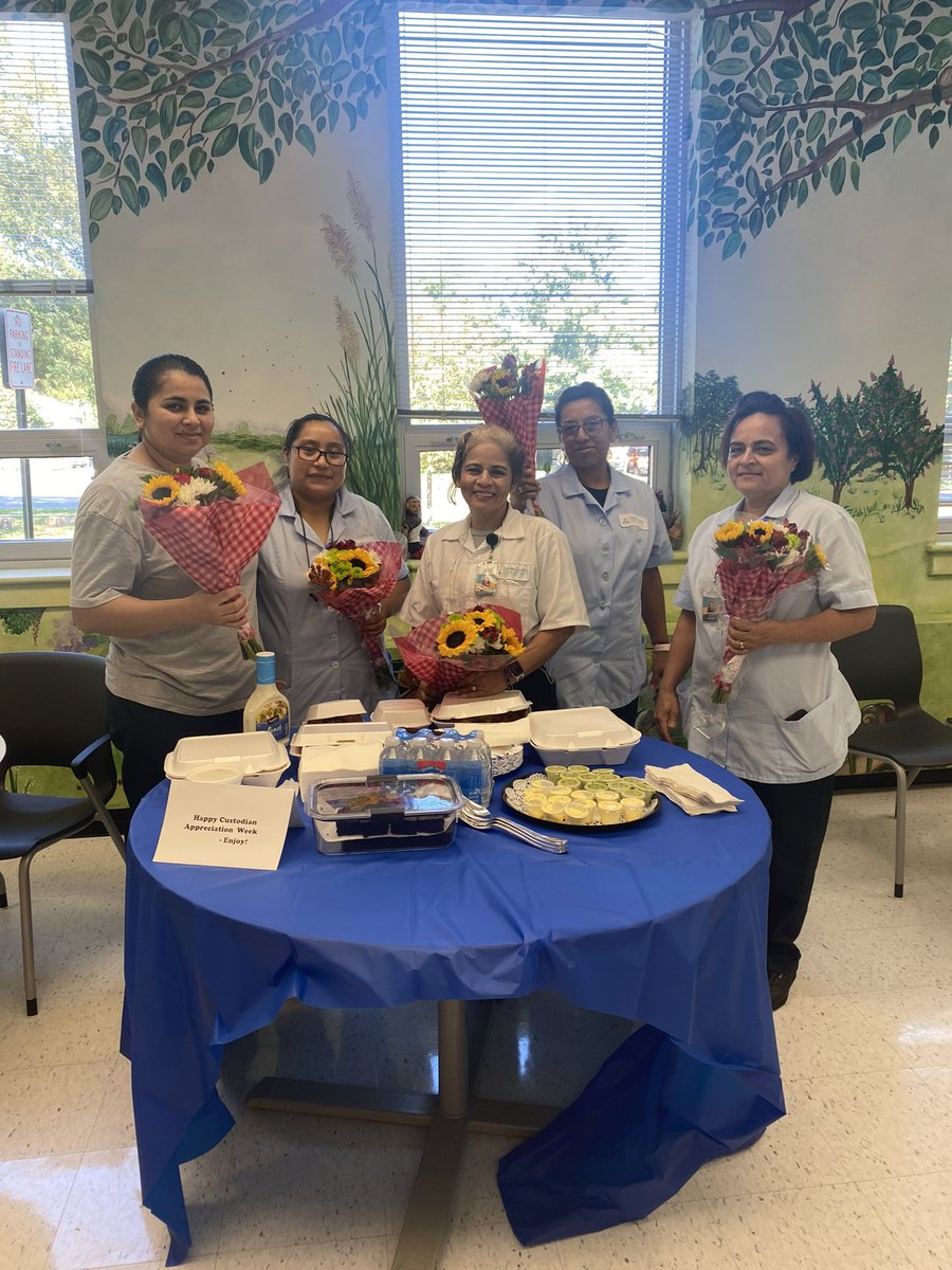 Happy Custodian Appreciation Day to our wonderful staff! Baileys loves you all! 💕