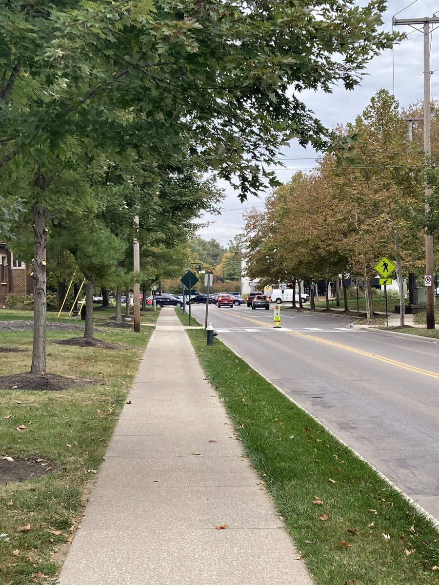 PR262RTumeo's tweet photo. Beautiful and cold morning walk on College Ave to pick up a light kit for class.  I love the opportunity this school provides me with! https://t.co/xpzodHR7aB