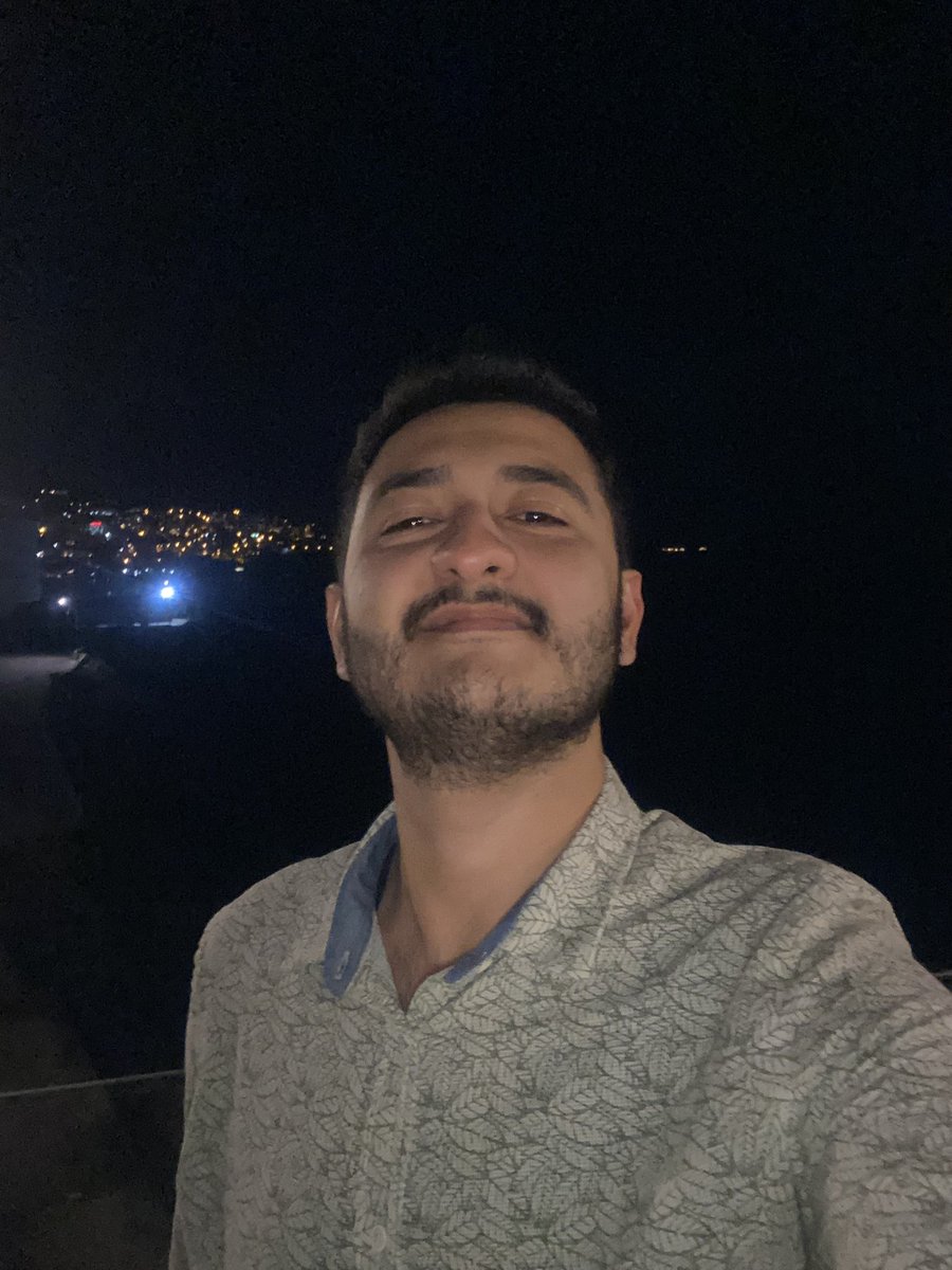 meinl4e's tweet photo. @allahkitapozi @EkinTunay Telefonuma böyle bi foto bırakmış deme şöyle şeyler ürkütme beni https://t.co/gNjqh3vhox