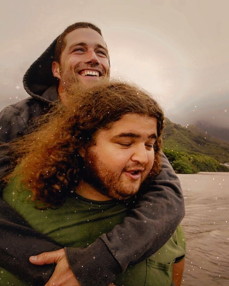 Did you know.. before <a href="/yookiemusic/">YOOKiE</a> played <a href="/lost_lands/">Lost Lands Festival</a> 🦖 one of the brothers was an actor in the show “Lost” 🌋