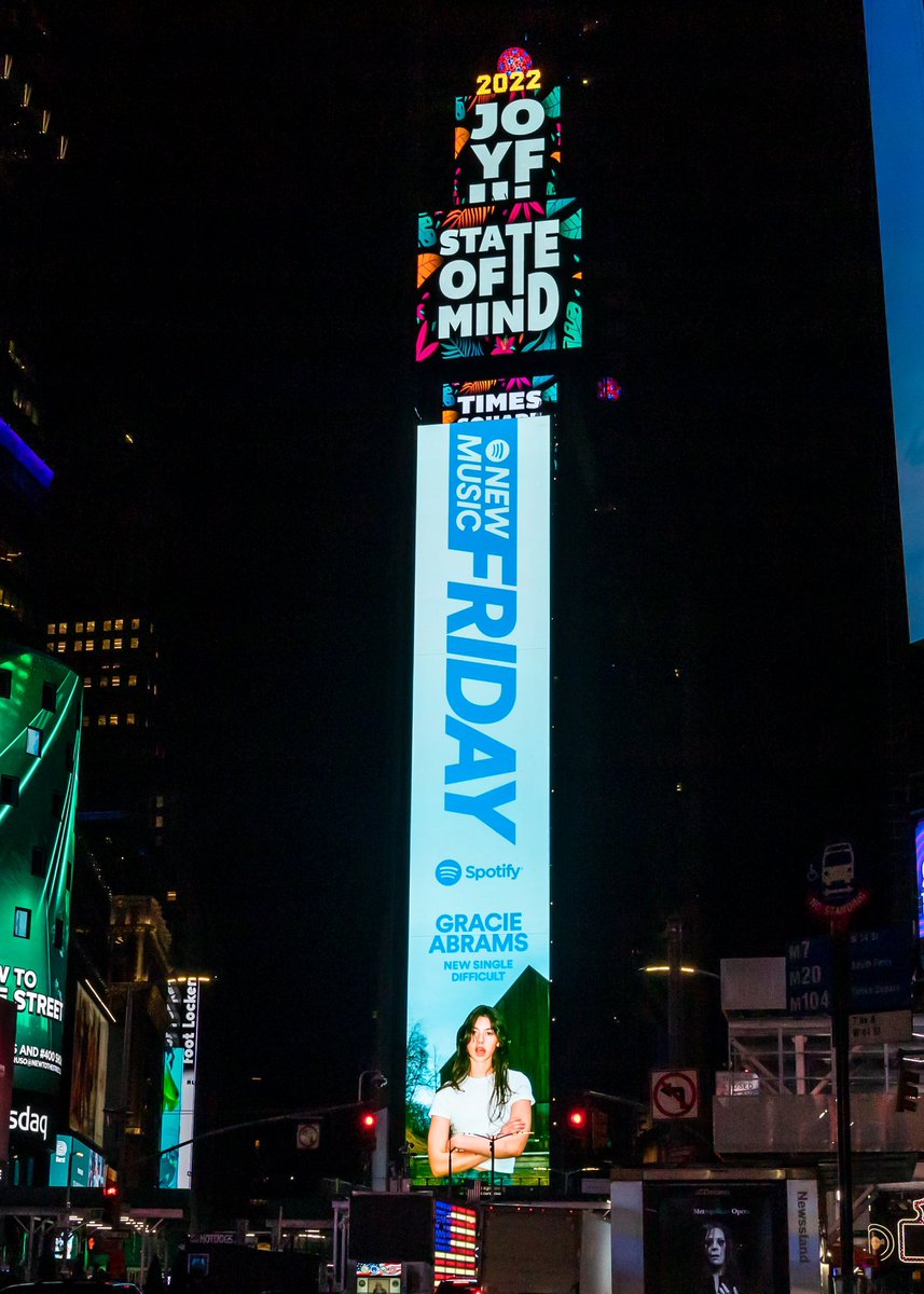 gracieabrams's tweet image. Heyyyyyyyyyyyyyyy @spotify 💋 GracieAbrams.lnk.to/NMF