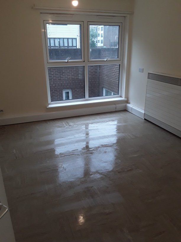 GurjitR1's tweet photo. A quick snapshot of the kind of work our voids team are doing to ensure our properties are in excellent condition for new residents @LamptonServices @R0BLampton @JassiSohal12 https://t.co/UyAbRpplgn