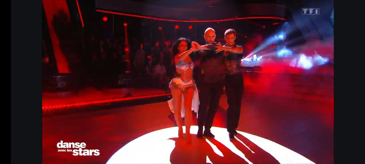 fabien_fichaux's tweet photo. Magnifique prestation de Anggun, Adrien et François #DALS #DALS12 https://t.co/DUXiQRIDEo