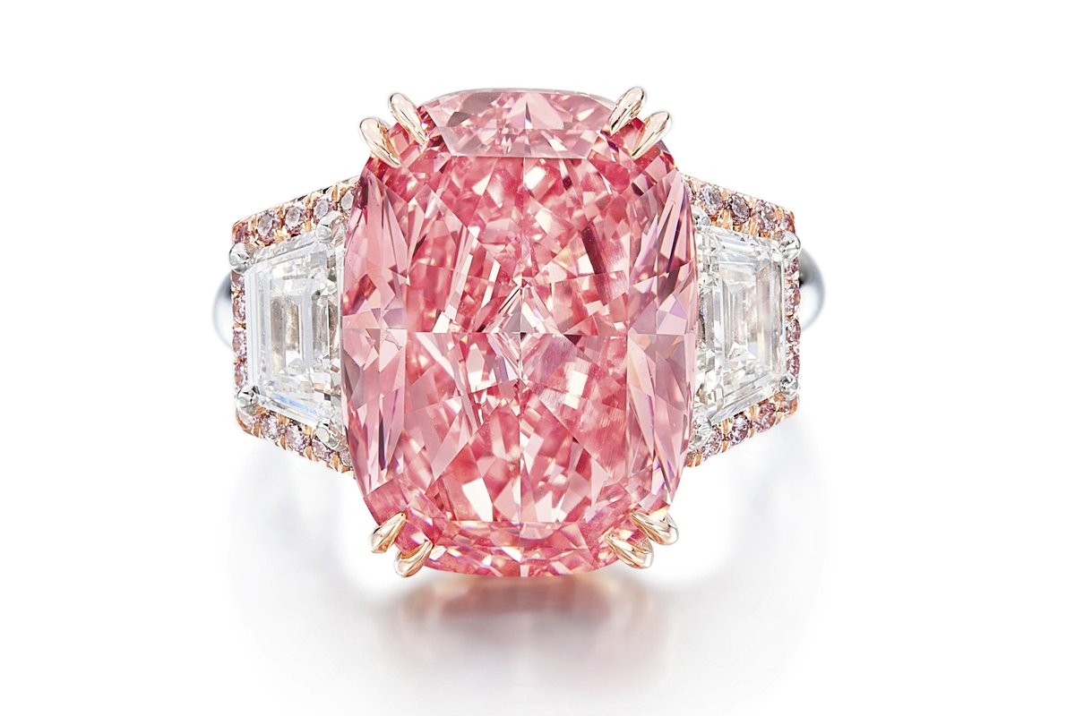 Pink diamond breaks auction record in Hong Kong apnews.com/article/entert…