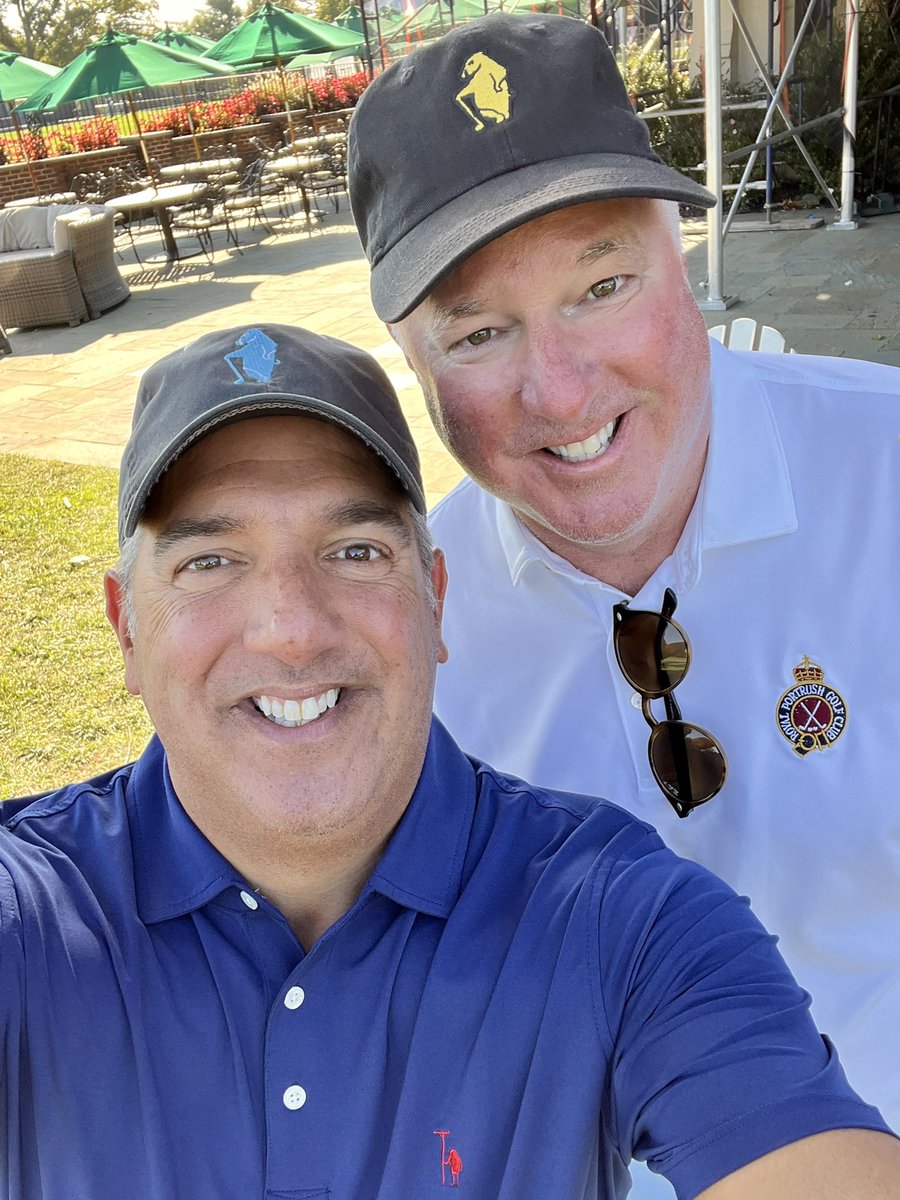 PaulAversano's tweet photo. Just a couple of Hogs losing their member guest! #golf #hogsheadgc #006 #159 #cavemanconstruction https://t.co/6eU5zUtpIU
