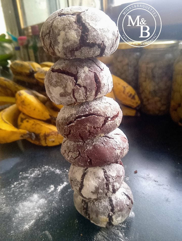 migasybaguettes's tweet photo. El equilibrio del Cacao...Se caerán? 😋 #CraqueladasDeGalletas #Cacao #AzucarGlass https://t.co/lqjkHVUlIz