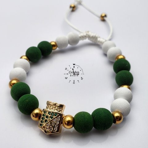 FootEnColombie_'s tweet photo. Bonjour 👋🏻 

Je recherche activement et désespérément ce style de bracelet de l’Atletico Nacional.

Je recherche également tout types de bijoux de clubs colombiens ou des Cafeteros.

Mes dm sont ouverts si vous en possédez. N’hésitez pas ! https://t.co/omzrSjExuy