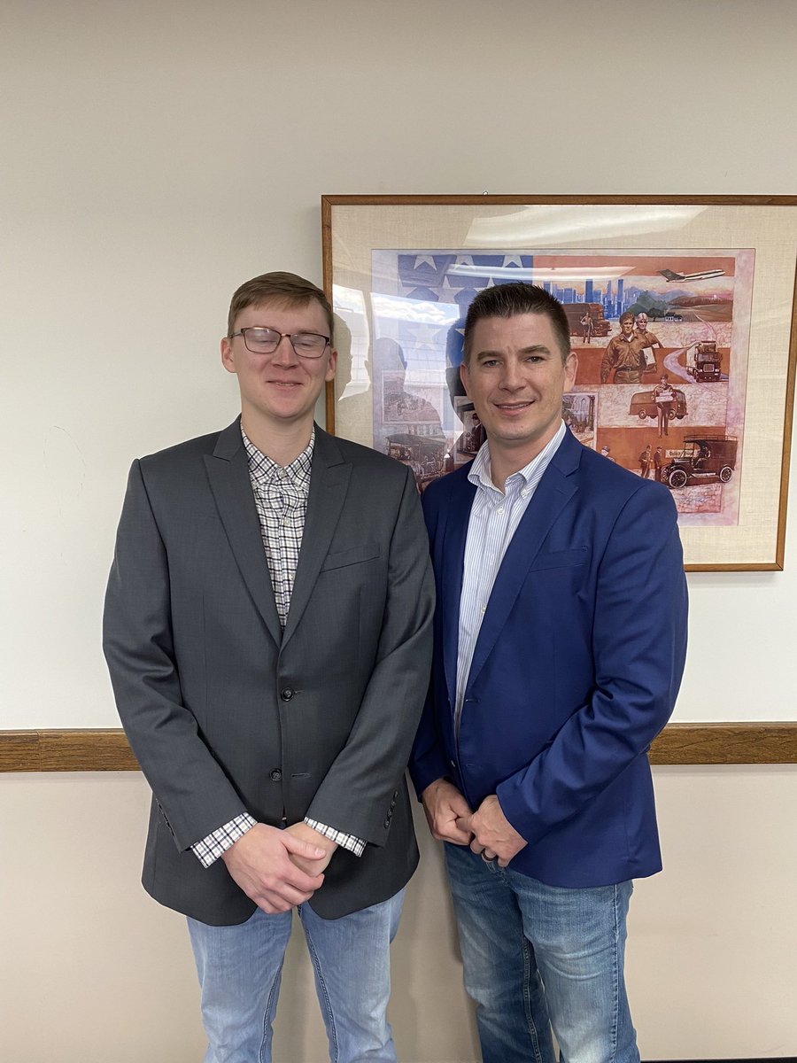 Gene Wolf tweet media