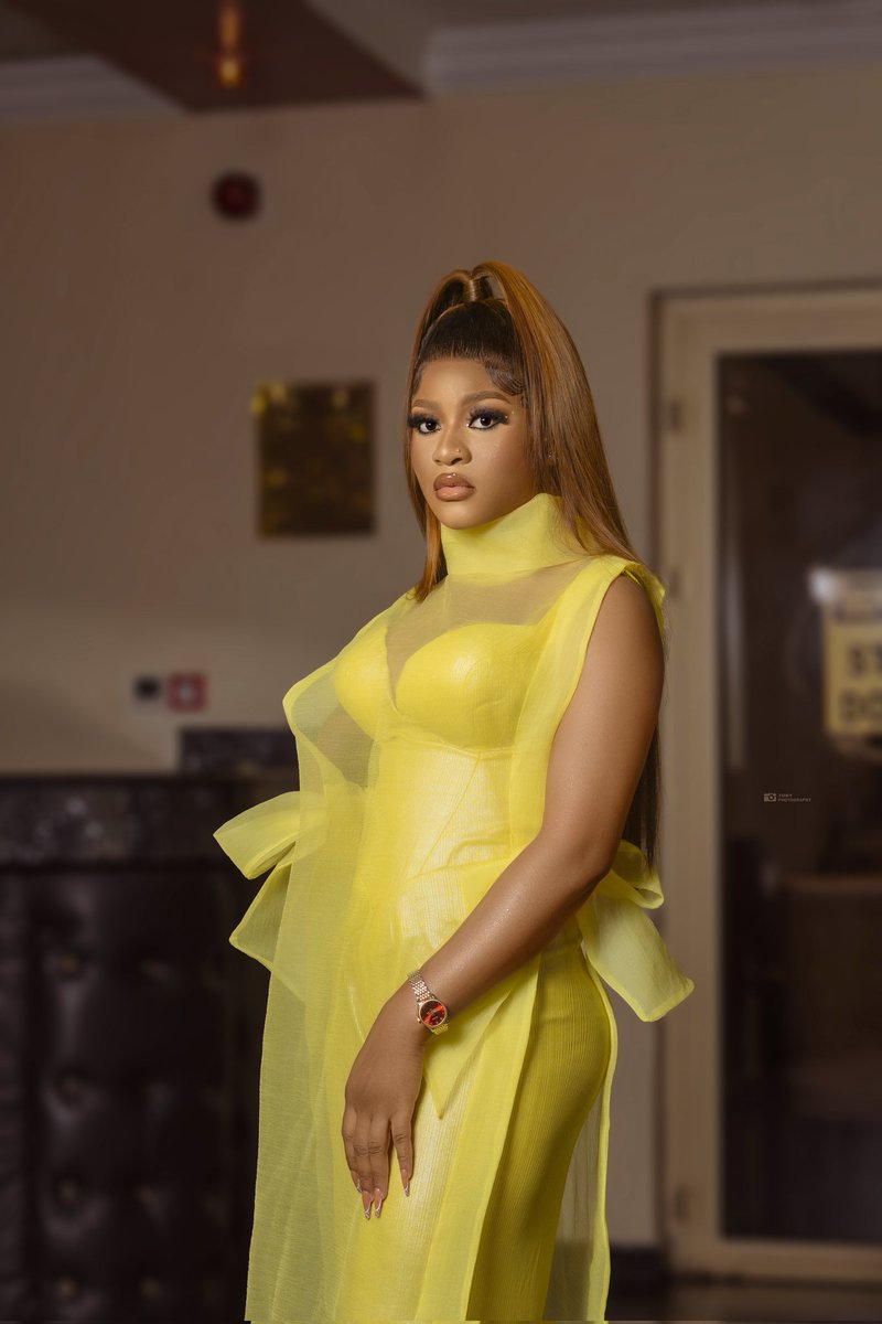 unusualphyna's tweet image. Learning. Unlearning. Growing 🌻☀️