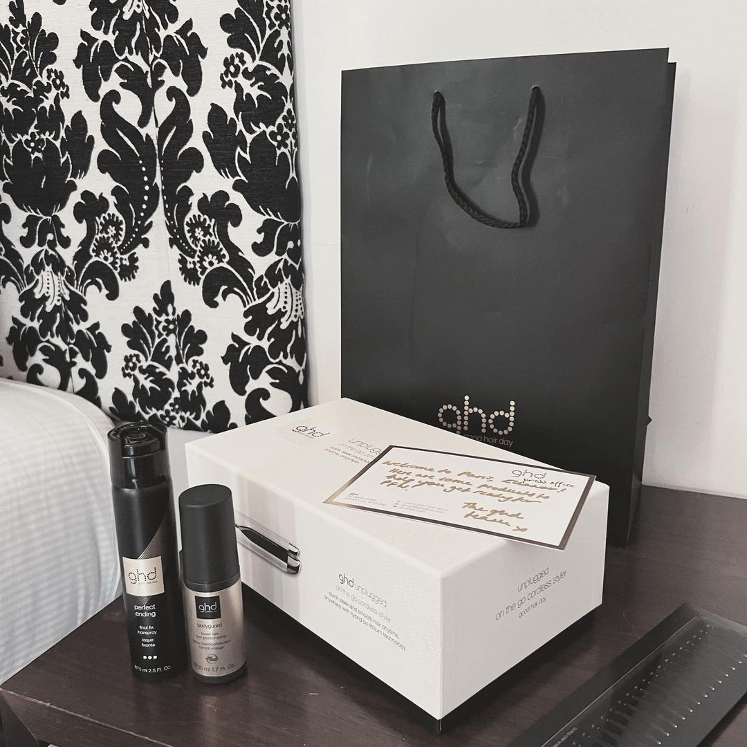 Eleanor via Instagram 🤍 (1/3)
(October 7, 2022)

“Last week with ghdhair for victoriabeckham 🤍 / sleek ponytail by chloeswiftstylist #ghdpfw”

#eleanorcalder