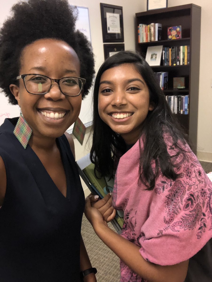 IntlJusticeLab's tweet photo. Itโs officially #HomecomingWeekend at William & Mary, and look who stopped by today: Nitya Labh, a member of the first cohort of IJL fellows, who is currently a James C. Gaither Fellow at the Carnegie Endowment for International Peace @CarnegieEndow! Weโre very proud. #wmTribe https://t.co/Ee1phSneD3