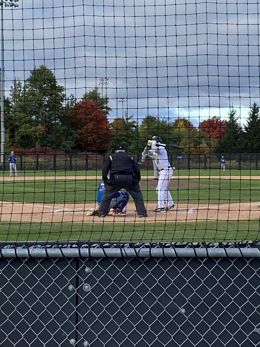 ColleenMarquand's tweet photo. Watching the @CentennialCOLTS for @CentennialEDU homecoming #GoColts #ScreamGreen @CCAALife #FreezingCold but having fun. https://t.co/ch6Lojif79