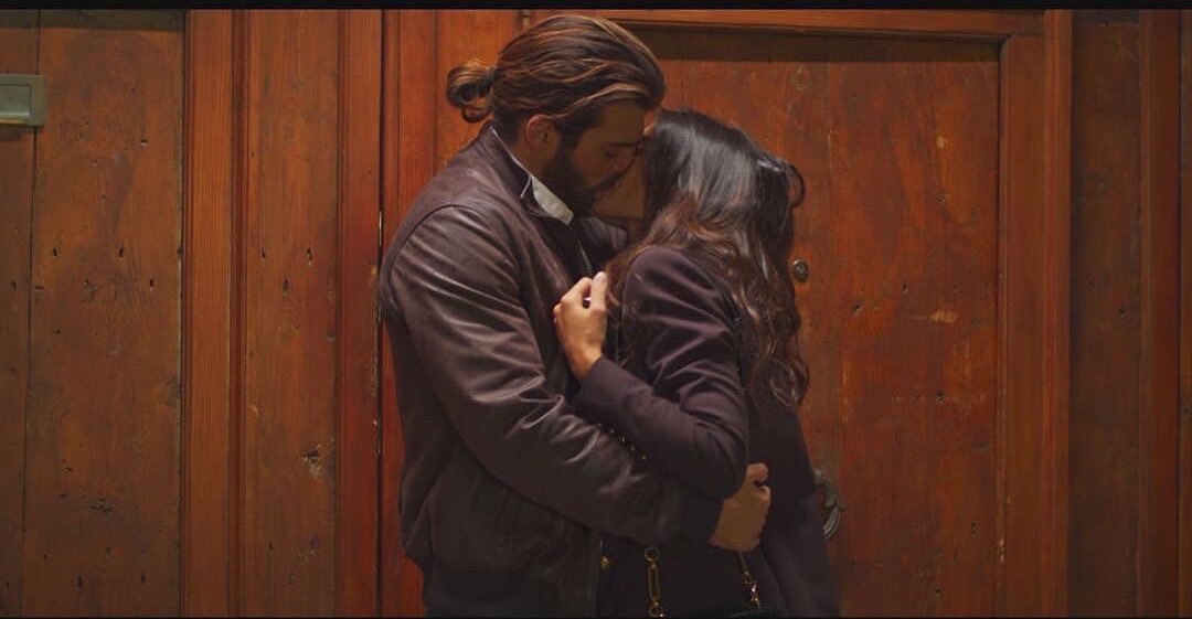 silbigg's tweet photo. VAMONOSSSS FrancescoDemir ViolaVitale 💜♈️💜♈️💜♈️ 
#CanYaman #FrancescaChillemi 
💥💥💥💥💥💥💥💥💥💥
#ViolaComellMare 
Grazie PrimaTV https://t.co/G7EVawyAJq