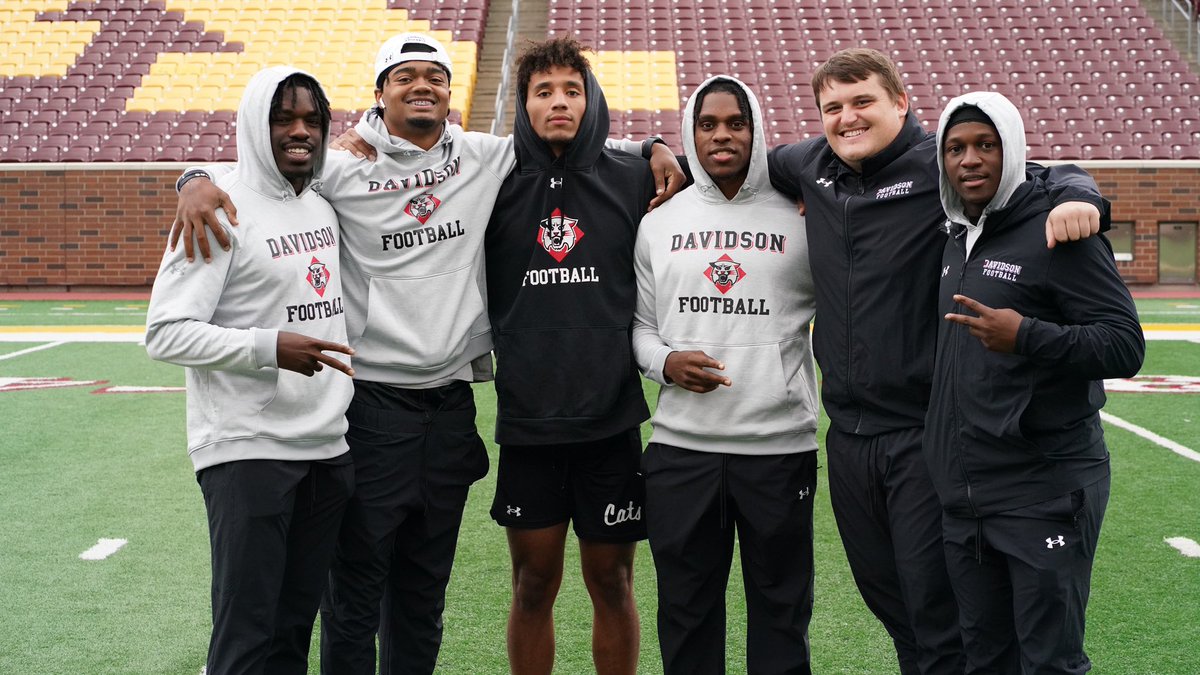 Thanks for having us, <a href="/GopherFootball/">Minnesota Football</a> 👊

#WE 🤝 #RTB