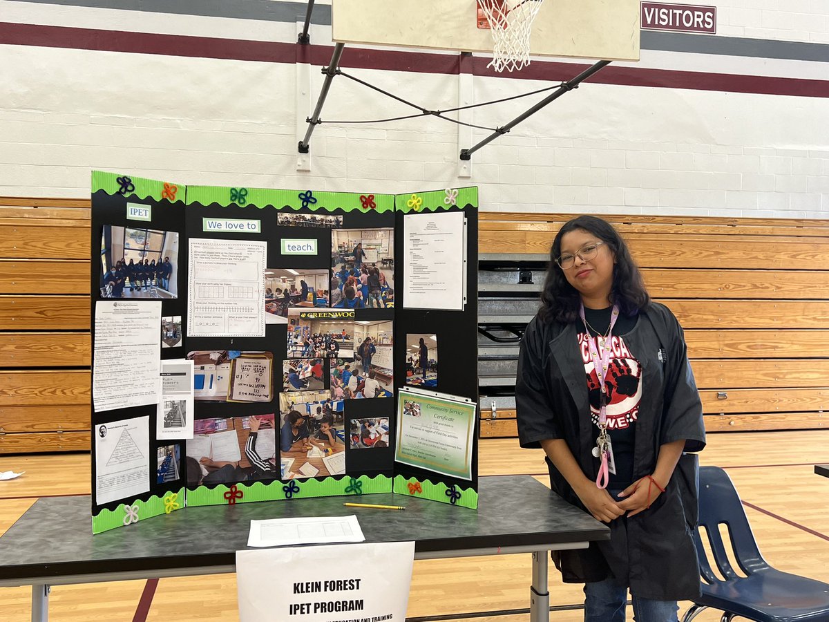 hollywood2034's tweet photo. Wunderlich Intermediate’s First Annual College and Career Day! Success! https://t.co/bPF2aM0vsV