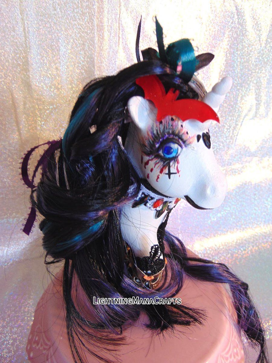 ManaCrafts's tweet photo. Gothic Glory ready in time for adoption during Spooky Season!
Etsy listing: https://t.co/W5pH5g7WNo
#unicorn #goth #gothic #glorymlp #mlpfanart #MLP #mylittlepony #mlpart #pony #g1mlp #custompony #mlpcustom #custommlp #spookyseason #spookyvibes #Halloween2022 #mlpcollector #80s https://t.co/VDg9wakQNi