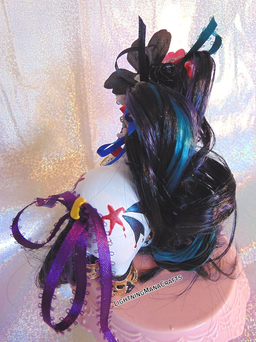 ManaCrafts's tweet photo. Gothic Glory ready in time for adoption during Spooky Season!
Etsy listing: https://t.co/W5pH5g7WNo
#unicorn #goth #gothic #glorymlp #mlpfanart #MLP #mylittlepony #mlpart #pony #g1mlp #custompony #mlpcustom #custommlp #spookyseason #spookyvibes #Halloween2022 #mlpcollector #80s https://t.co/VDg9wakQNi