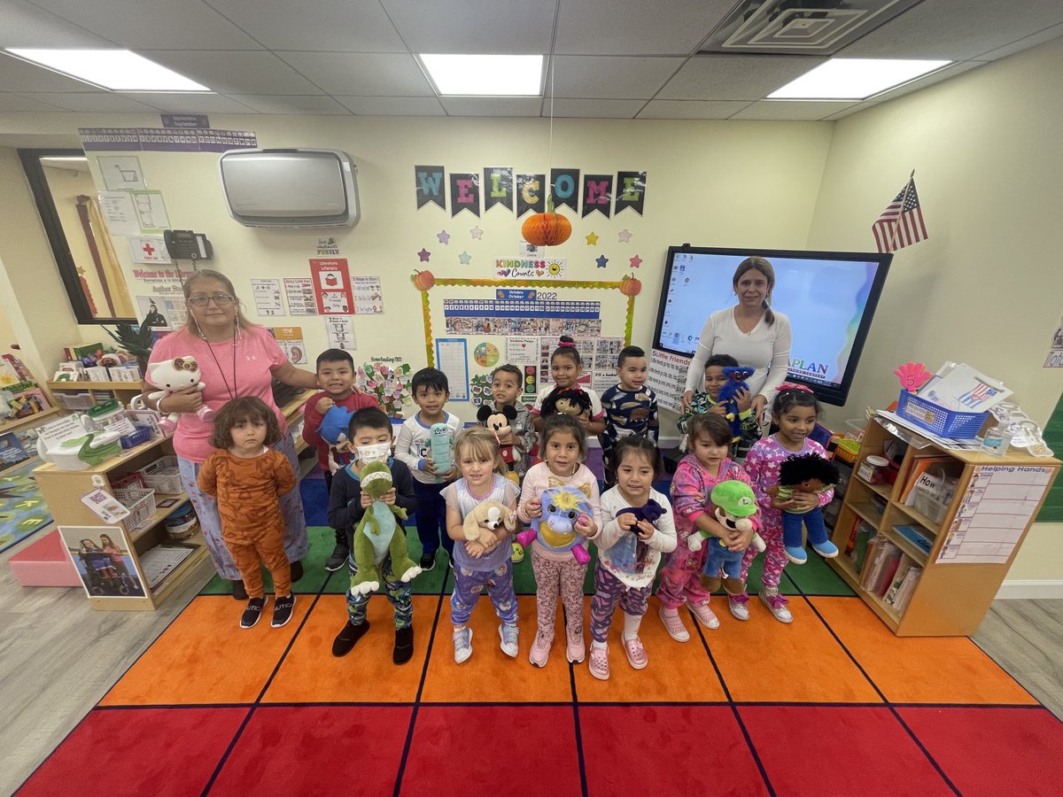 BrightToo5's tweet photo. The Week of Friendship! Today all my students came to school wearing their favorite pajamas. Ms. Rosa and Ms. Alina’s Class https://t.co/TquEtmDDmf