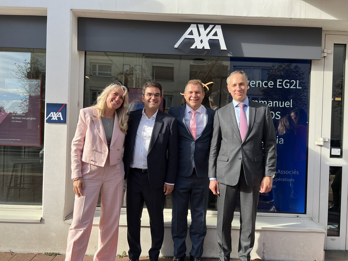 GROSEmmanuel's tweet photo. @thomasbuberl , directeur général du groupe Axa, nous a fait l’immense honneur de nous rendre visite à Strasbourg ! 
Accompagné de @guiborie , directeur général délégué, Gilbert CHAHINE, directeur AERPI, @ThierryGMT ,  Thibault De Bonnaventure, @Alain_Guyon , Vincent Renault. https://t.co/s2NvrApFL5