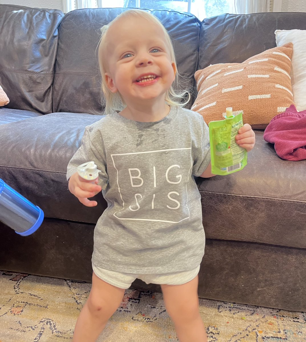 MalloryAFarrell's tweet photo. Baby #3 on the way 🤰🏻 https://t.co/FY1AVoLIyC