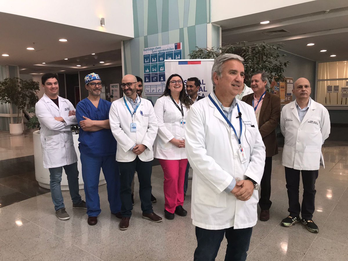 SSMaule's tweet photo. 🧐Especialistas de la Sociedad Chilena de Oftalmología, participan de un operativo que permitirá atender a 303 pacientes del Maule durante este fin de semana, efectuando prestaciones complejas, GES y no GES en el HRT con el principal objetivo de bajar las listas de espera. 👓😎✅ https://t.co/3v5KWILLv7