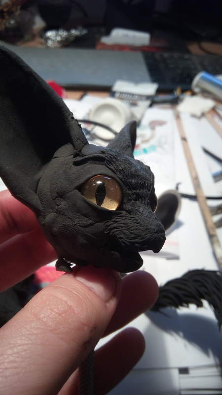 rivalmit's tweet photo. Decapitated head! D: (WIP #15 Bat kitty with Yarn) https://t.co/Gt6TVoNNwV #bat #kitty #batkitty #art #sculpture #ef26 #eurofurence #yaen #play https://t.co/pMMcDK9OXf