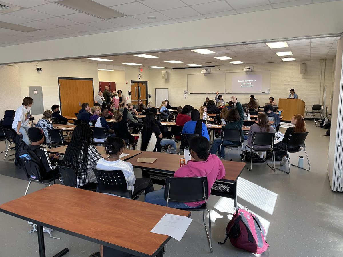lehsbsu's tweet photo. Successful joined meeting with JSA today! Hope to do more meetings like these in the future. https://t.co/OyvxcGlHTs
